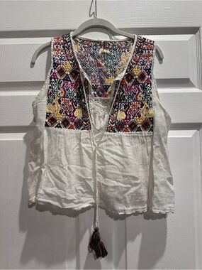 Free People White Sleeveless Embroidered Boho Top